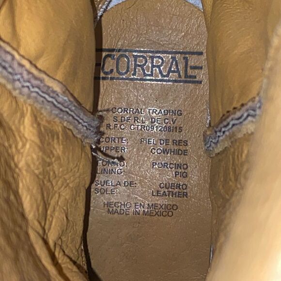 CORRAL KIDS' EMBROIDERED SQUARE TOE WESTERN BOOTS - Picture 8 of 14